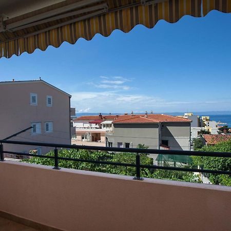 Apartment Sarena Макарска Екстериор снимка
