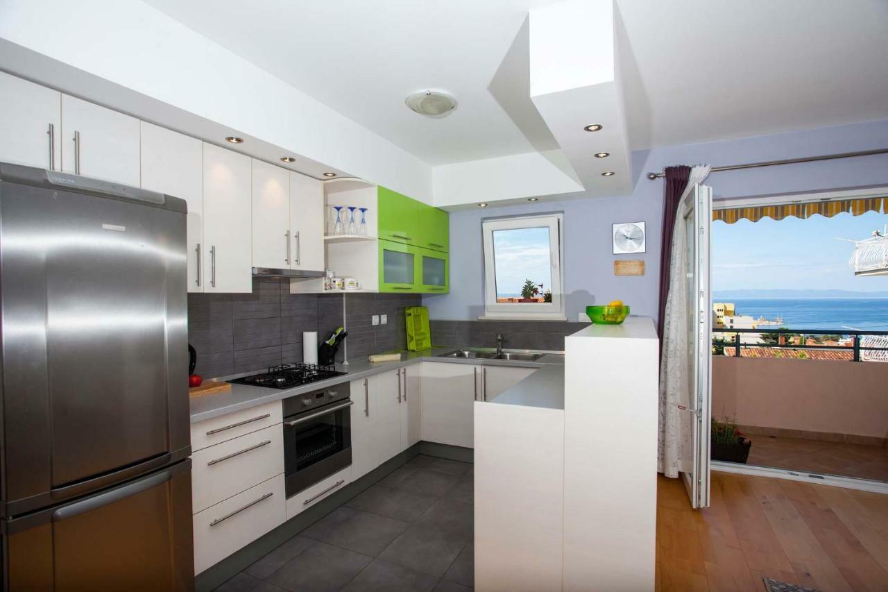 Apartment Sarena Макарска Екстериор снимка