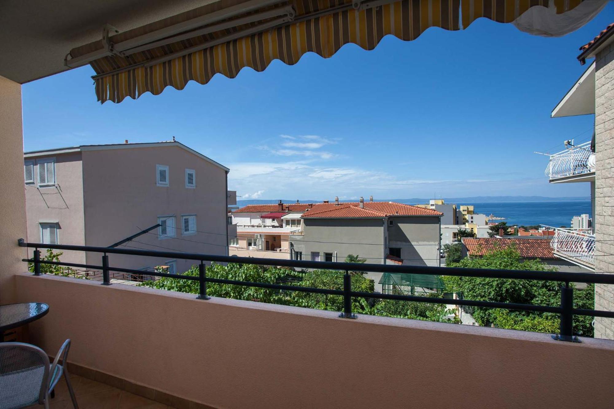 Apartment Sarena Макарска Екстериор снимка