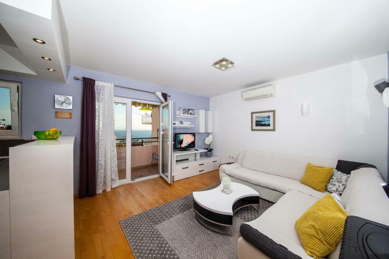 Apartment Sarena Макарска Екстериор снимка